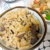 たけのこご飯　ひじき入り